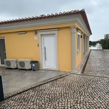 Yellow Sweet Home - Maria E Beatriz Nazaré Exterior photo